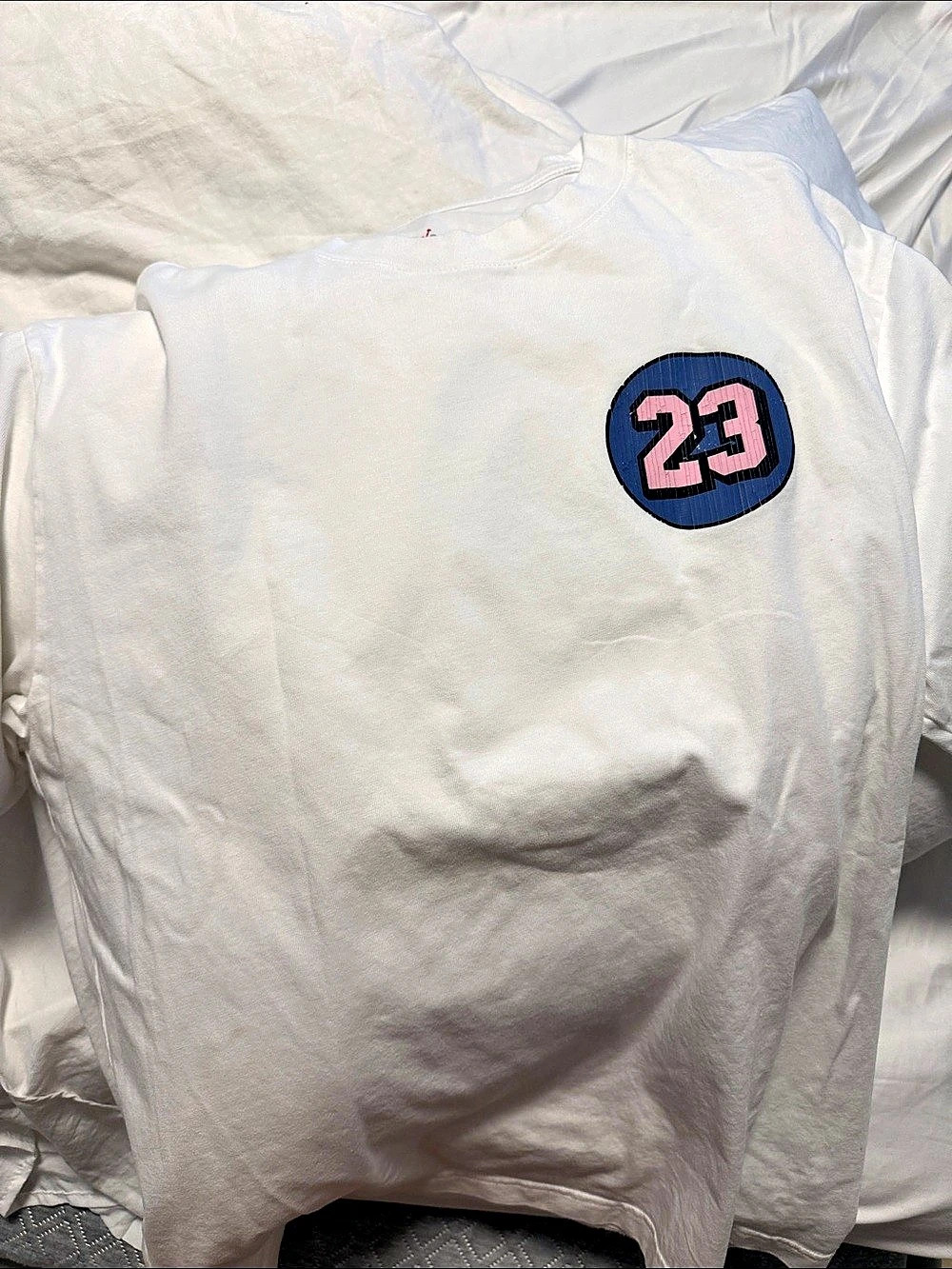 Graphic 23 Tee in White Like New